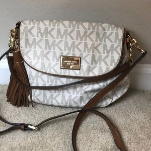 Excellent condition Michael Kors bag